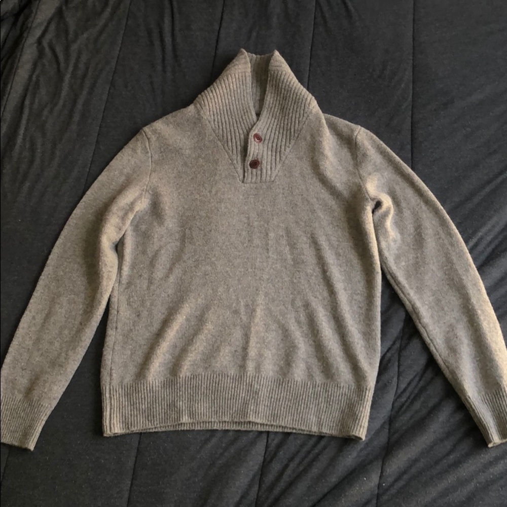 Light Grey Men’s Wool Sweater
